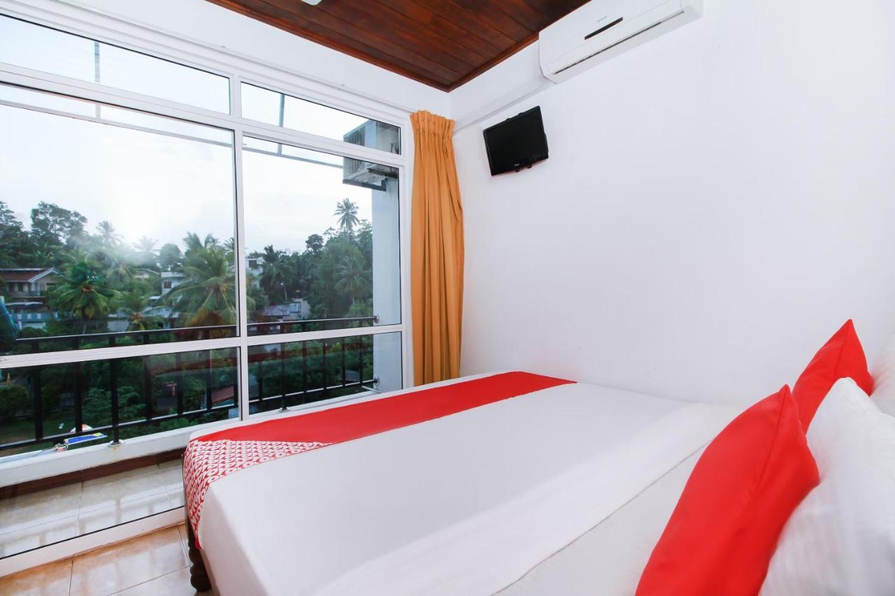 Hotel Aradhana Ґалле Екстер'єр фото